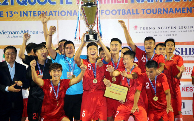 Vượt qua U21 Sinh viên Nhật Bản, U21 Tuyển chọn Việt Nam vô địch giải bóng đá U21 quốc tế 2019